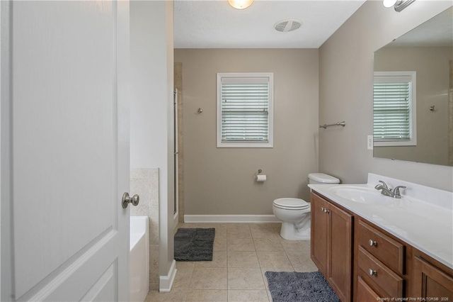 158 Chamberlin Road, Raeford, NC 28376