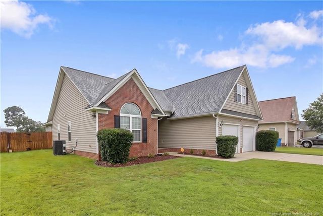158 Chamberlin Road, Raeford, NC 28376