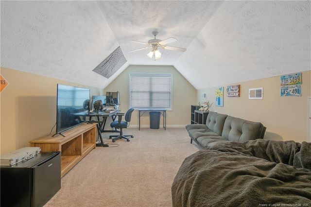 158 Chamberlin Road, Raeford, NC 28376