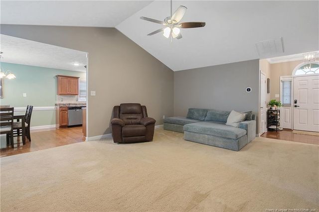158 Chamberlin Road, Raeford, NC 28376