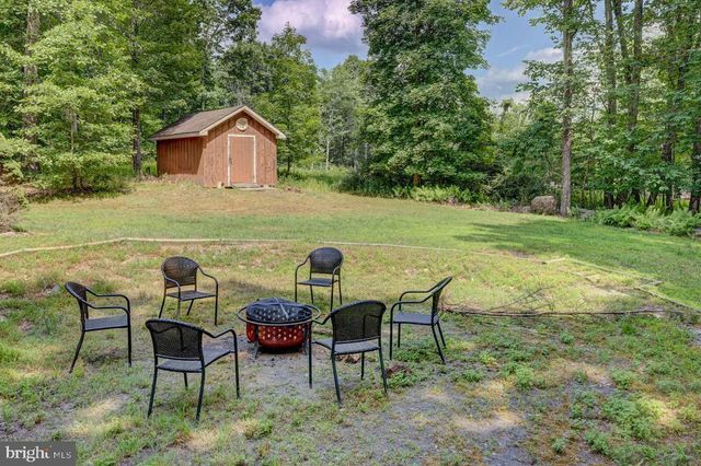 143 CATHLEEN DR, East Stroudsburg, PA 18302