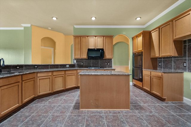 4407 Don Drive, Mansfield, TX 76063