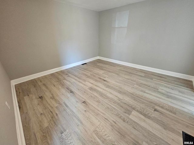 309 W 11TH Street, Metropolis, IL 62960