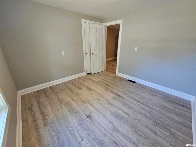 309 W 11TH Street, Metropolis, IL 62960