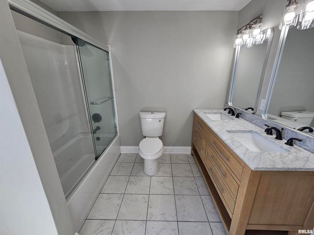 309 W 11TH Street, Metropolis, IL 62960