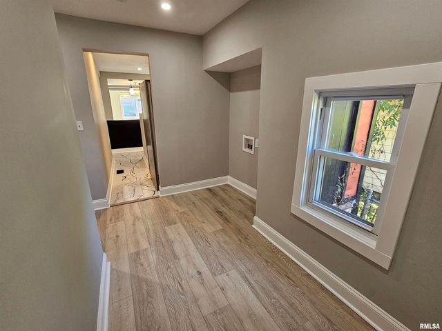 309 W 11TH Street, Metropolis, IL 62960