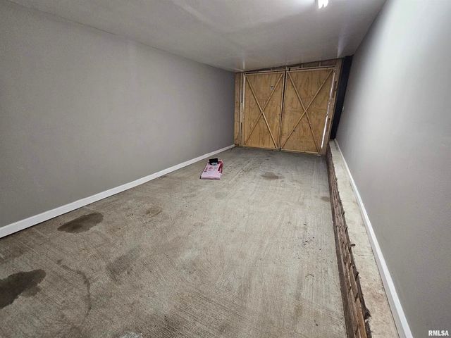 309 W 11TH Street, Metropolis, IL 62960