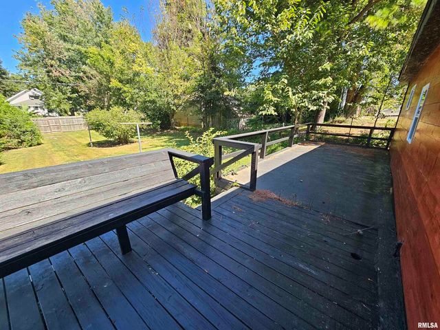 309 W 11TH Street, Metropolis, IL 62960