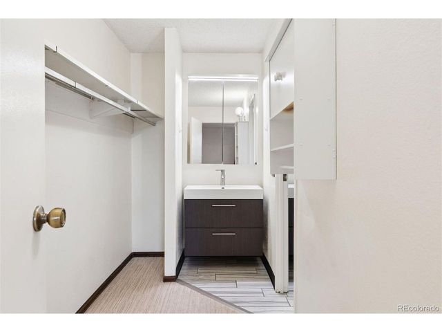 1300 Golden Cir 104, Golden, CO 80401