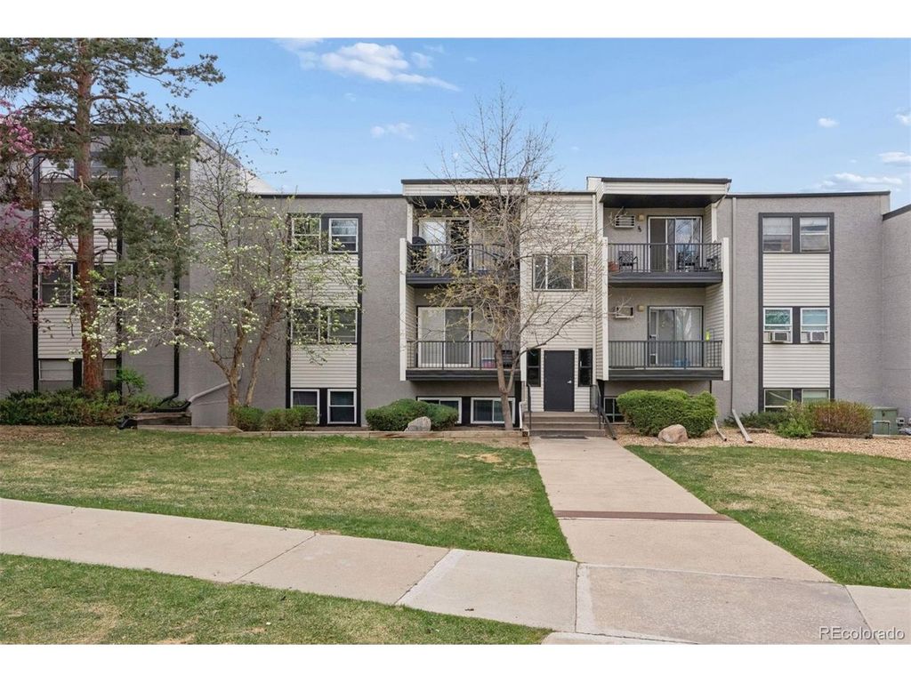 1300 Golden Cir 104, Golden, CO 80401