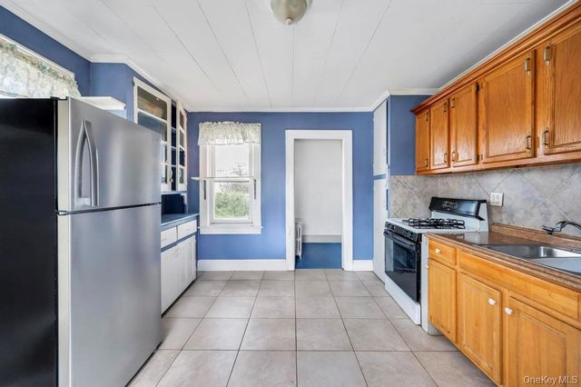 307 Clinton Street, Hempstead, NY 11550