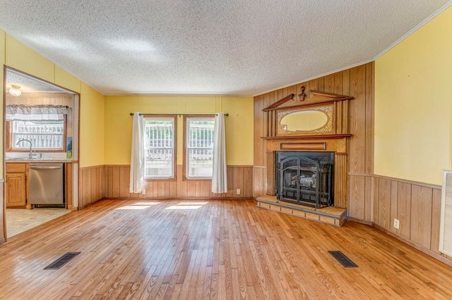 77 Applewood Lane, Chatsworth, GA 30705