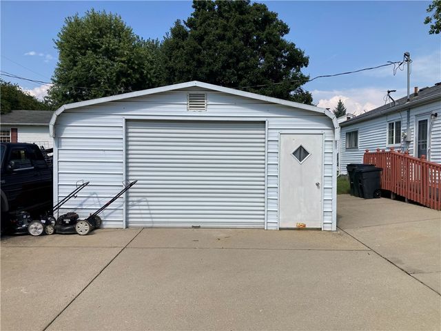5317 College Corner Pike, Oxford, OH 45056