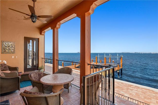 15400 Catalpa Cove LN, Fort Myers, FL 33908