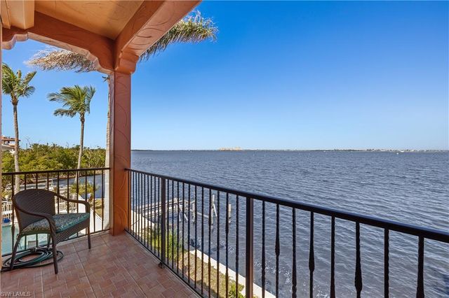 15400 Catalpa Cove LN, Fort Myers, FL 33908