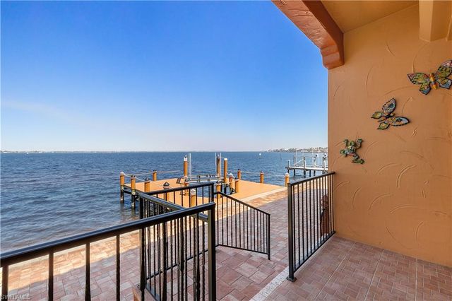 15400 Catalpa Cove LN, Fort Myers, FL 33908