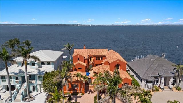 15400 Catalpa Cove LN, Fort Myers, FL 33908