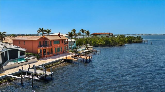 15400 Catalpa Cove LN, Fort Myers, FL 33908