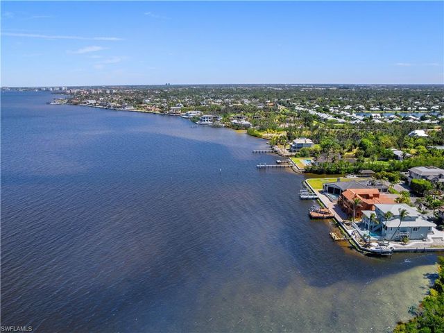 15400 Catalpa Cove LN, Fort Myers, FL 33908