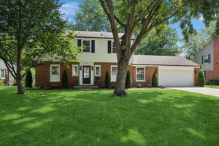 201 S Stratford Road, Arlington Heights, IL 60004