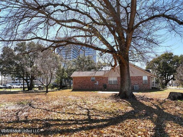 9498 Central Avenue, D'iberville, MS 39540