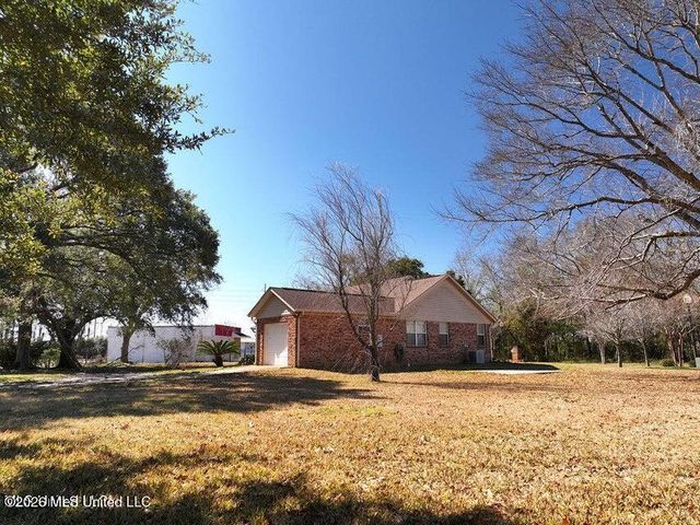 9498 Central Avenue, D'iberville, MS 39540