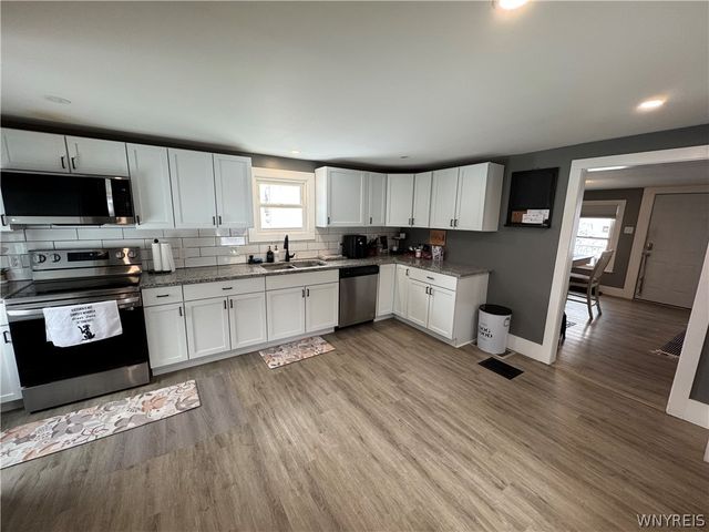 7124 Ridge Road, Newfane, NY 14094