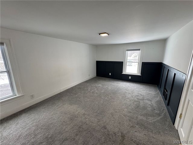 7124 Ridge Road, Newfane, NY 14094