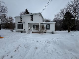 7124 Ridge Road, Newfane, NY 14094