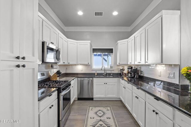 2332 TIERRA DELMONTE Drive, El Paso, TX 79938