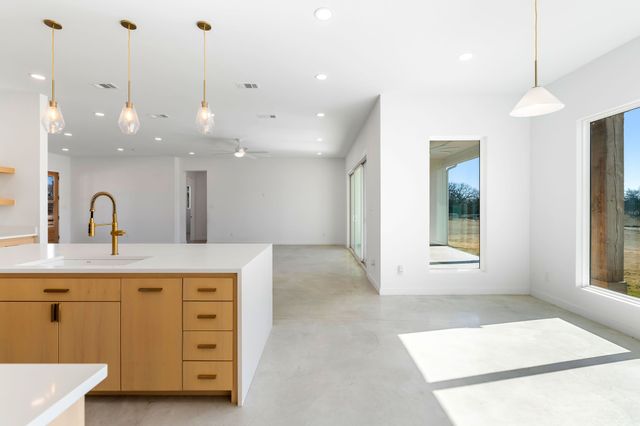 1326 Lynch Crossing Boulevard, Whitesboro, TX 76273