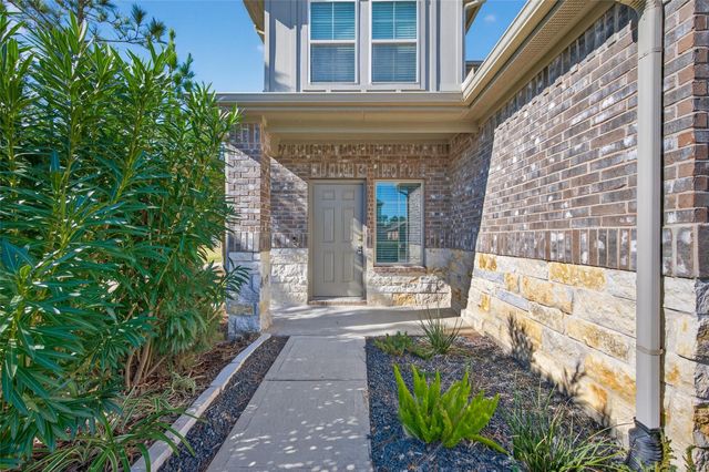 14432 Sugar Pines Drive, Conroe, TX 77302