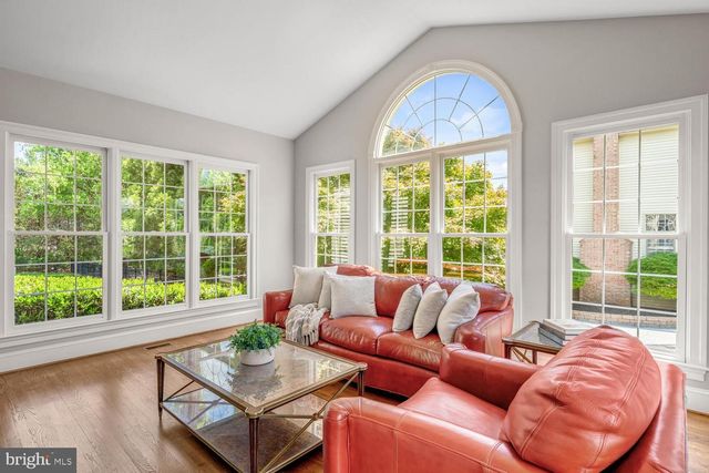 22248 VAL VARAITA DR, Ashburn, VA 20148