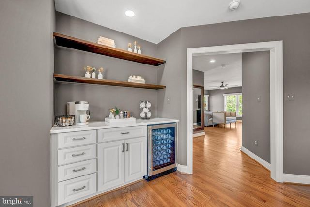 22248 VAL VARAITA DR, Ashburn, VA 20148