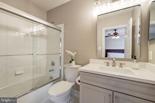 22248 VAL VARAITA DR, Ashburn, VA 20148