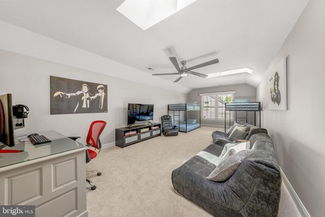 22248 VAL VARAITA DR, Ashburn, VA 20148