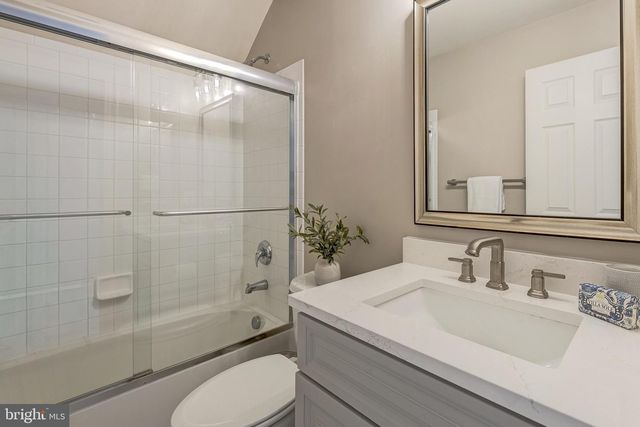 22248 VAL VARAITA DR, Ashburn, VA 20148