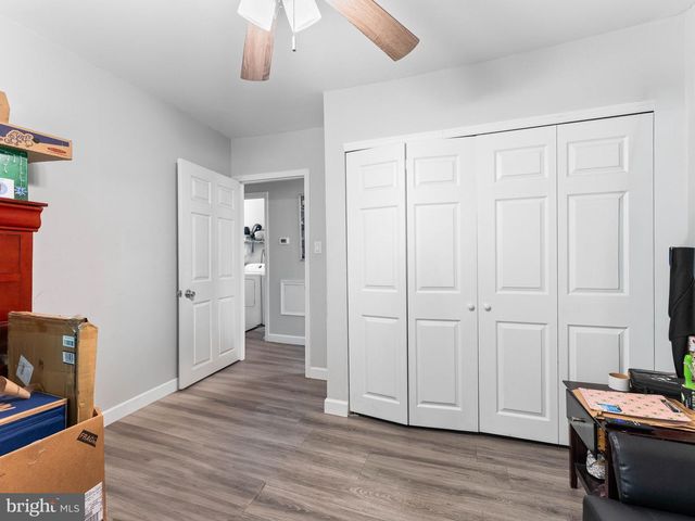 111 HOLYOKE AVE, Somerdale, NJ 08083