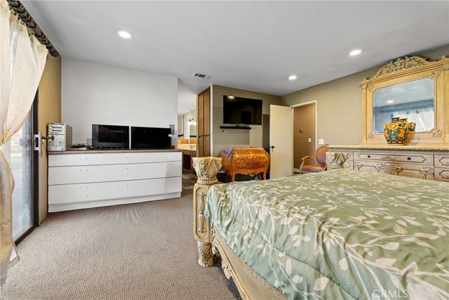 8501 Gray Mare, Jurupa Valley, CA 92509