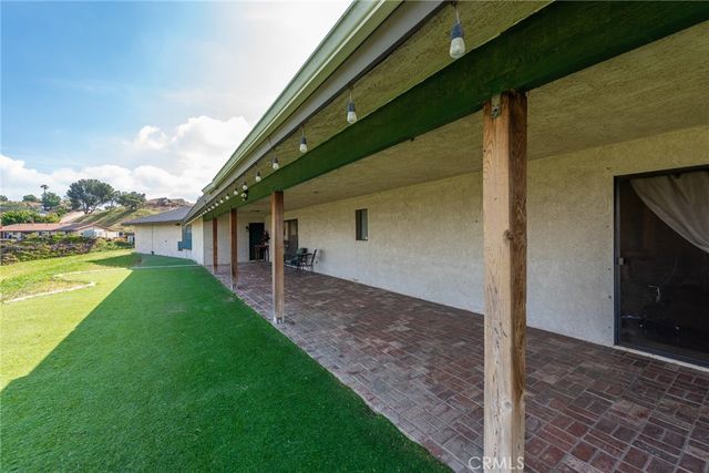 8501 Gray Mare, Jurupa Valley, CA 92509