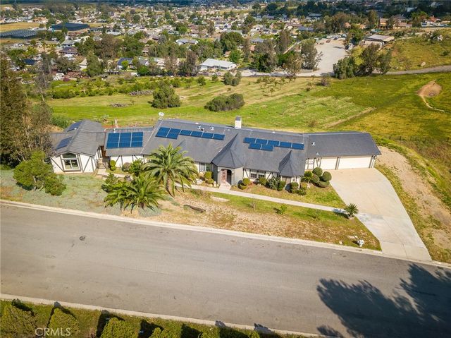 8501 Gray Mare, Jurupa Valley, CA 92509
