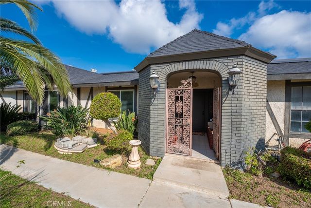 8501 Gray Mare, Jurupa Valley, CA 92509