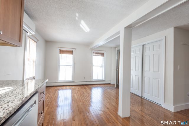 89 Hempstead Street, New London, CT 06320