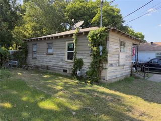 307 N Masters Drive, Dallas, TX 75217