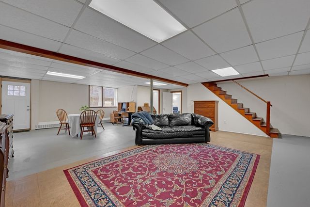 208 New Boston Rd, Sturbridge, MA 01566