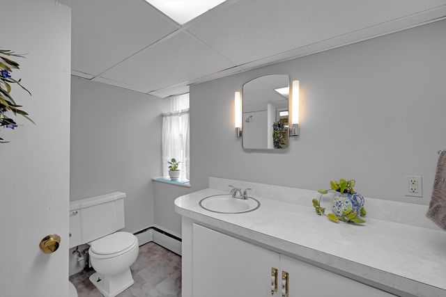 208 New Boston Rd, Sturbridge, MA 01566