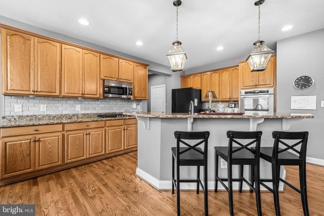 22732 HIGHCREST CIR, Brambleton, VA 20148