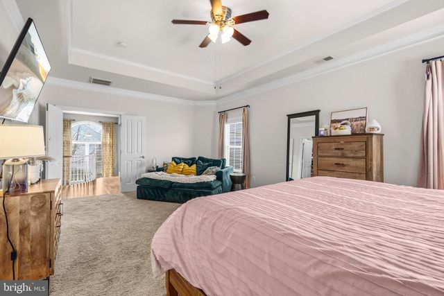 22732 HIGHCREST CIR, Brambleton, VA 20148