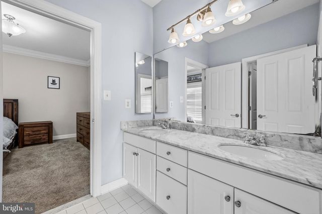 22732 HIGHCREST CIR, Brambleton, VA 20148