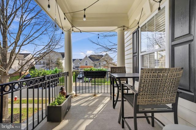 22732 HIGHCREST CIR, Brambleton, VA 20148